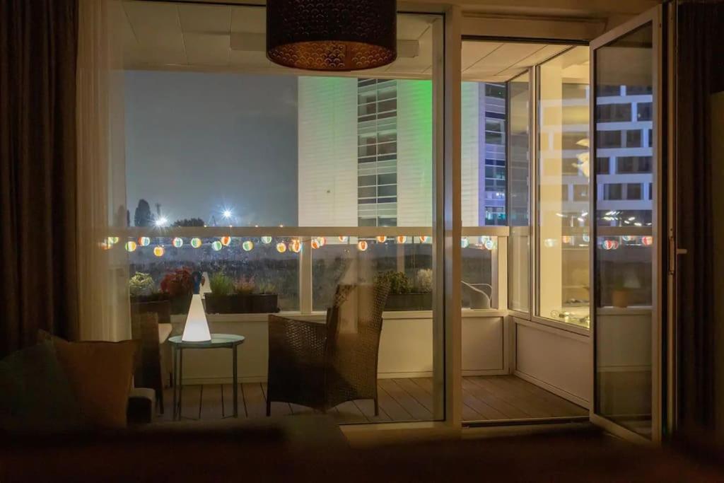 Stylish Getaway In Prime Bratislava Location - By The Danube And Old Town Apartment Exterior photo